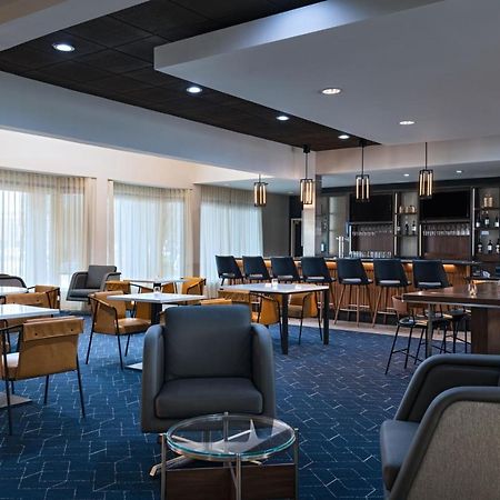 Courtyard By Marriott San Antonio Airport Hotel Eksteriør billede